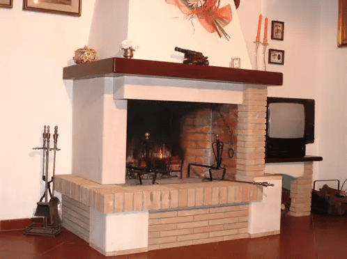 camini rustici in mattoni