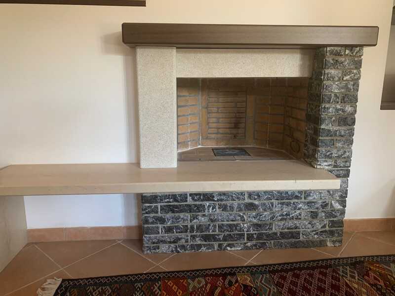 rivestimenti in pietra per camini moderni